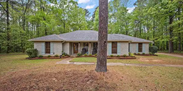 251 Magnolia Trail Trail