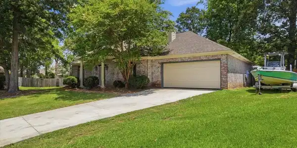 Image 2: 02-161 Mandarin Dr _ Hometoursms.com