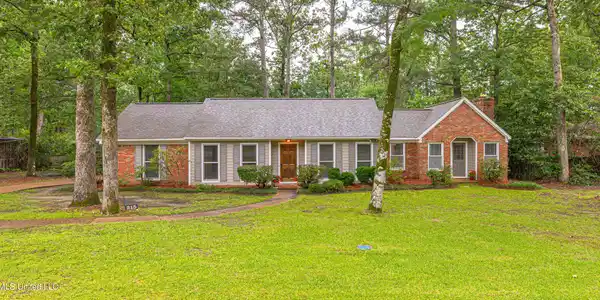 215 Swallow Drive