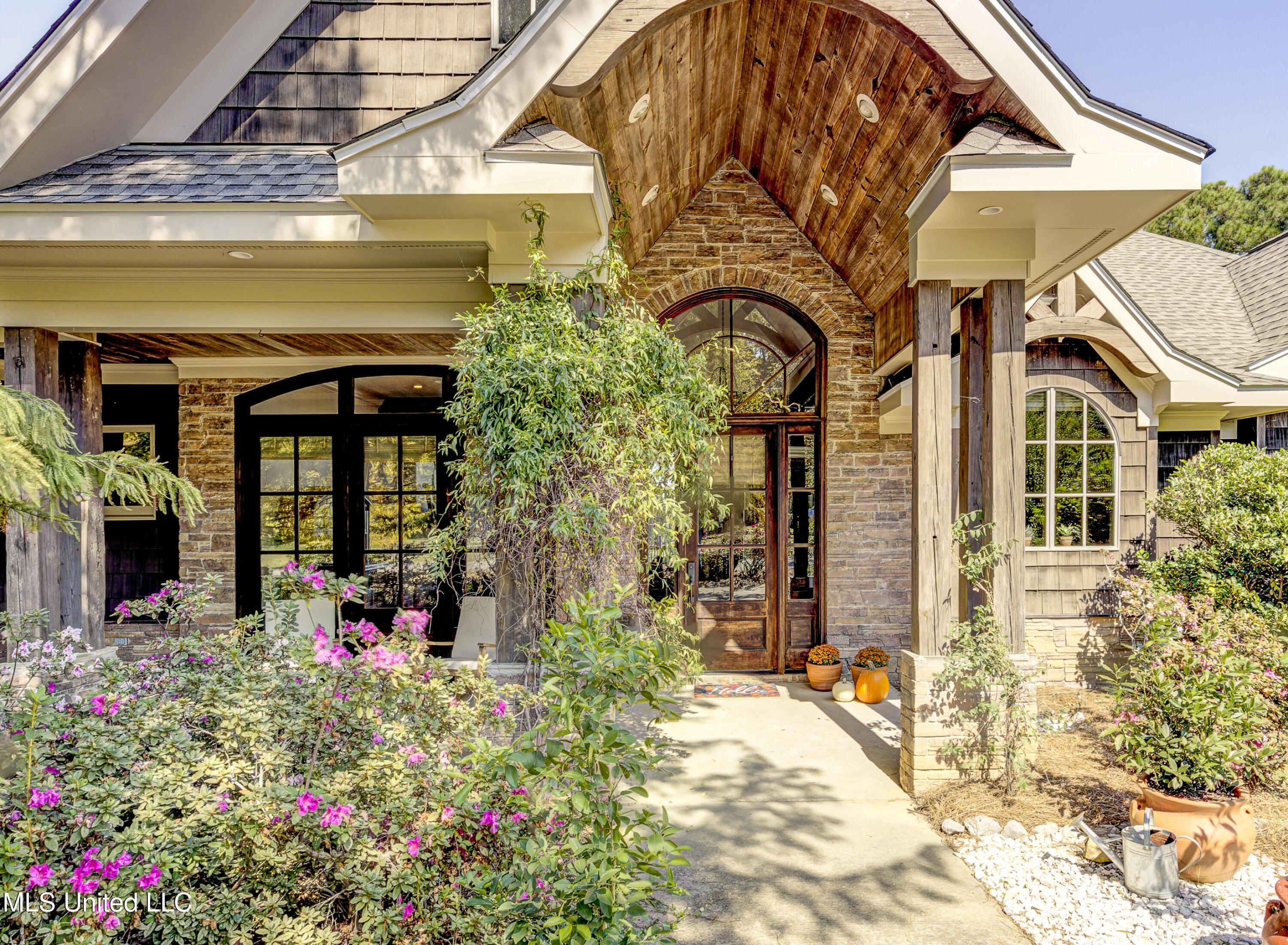 Image 2: Front Entry Detail