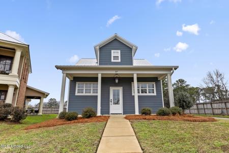 317 Hamilton Court