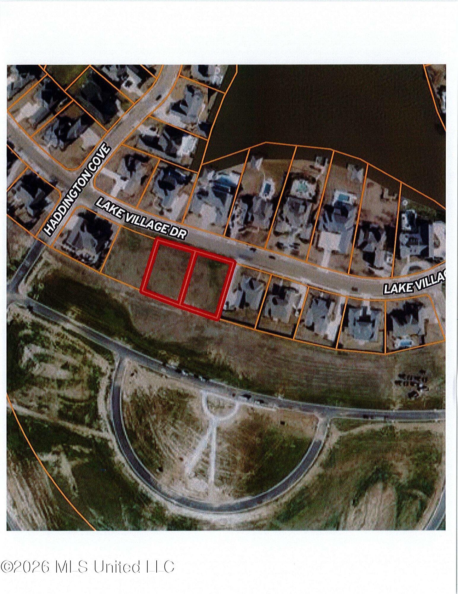 Image 2: Lot Q-37 Lake Village Dr