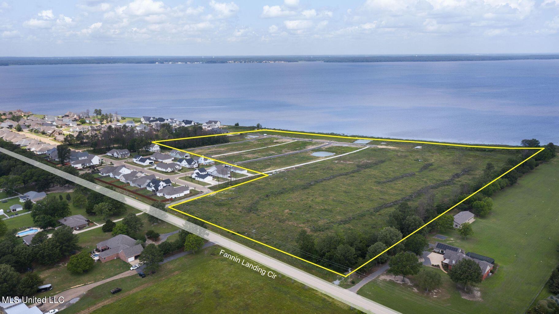Image 2: Arbor Landing 30