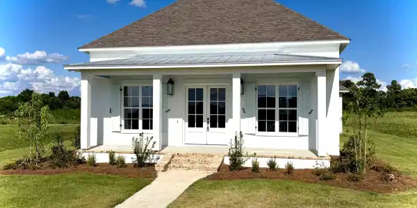 1020 Crepe Myrtle Drive