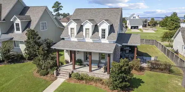 707 Arbor Run