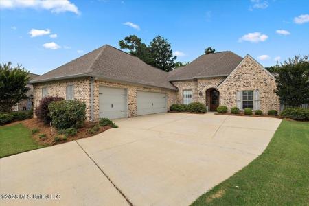 120 Murrell Drive