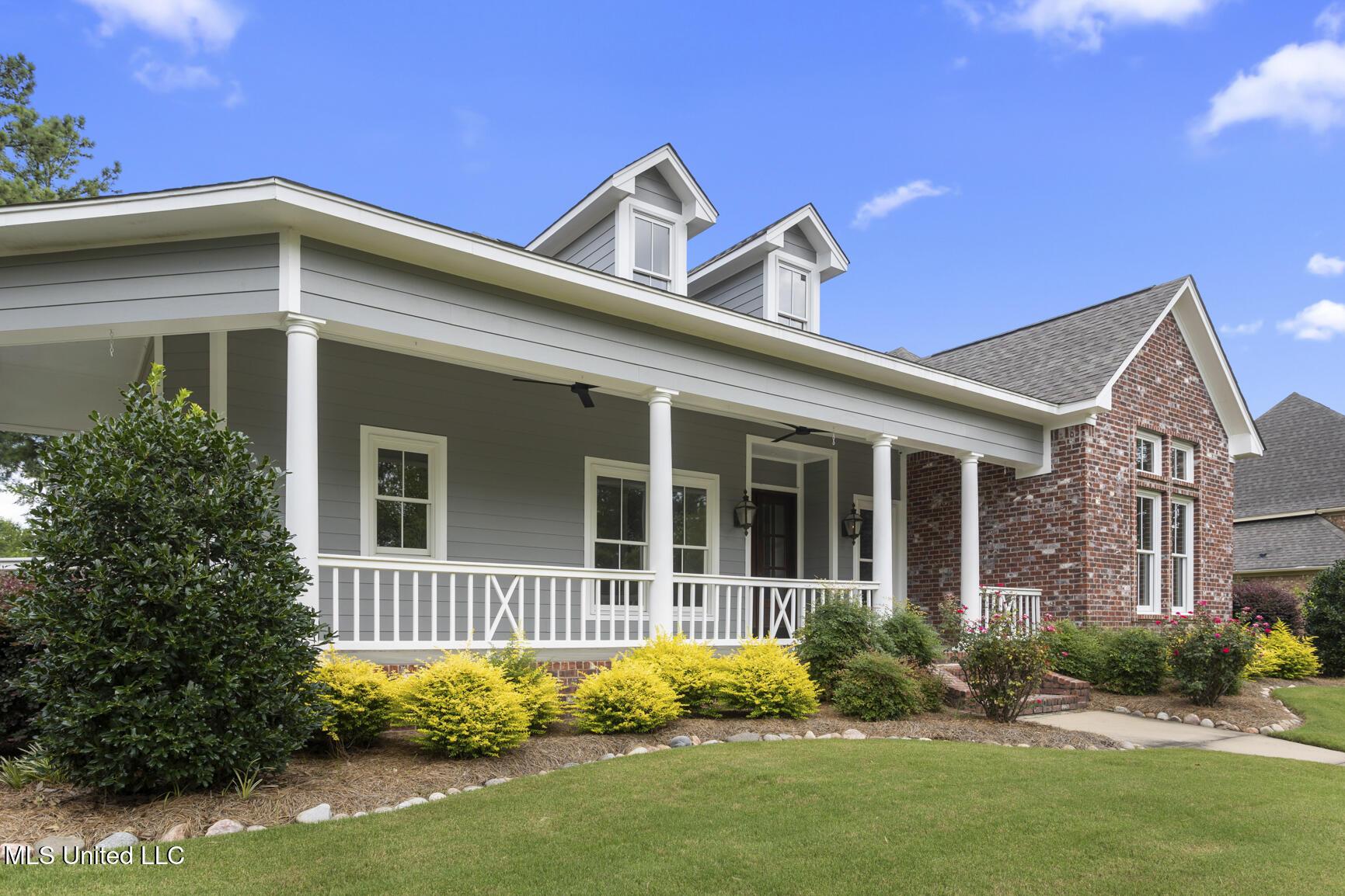 Image 4: Wrap around Porch!