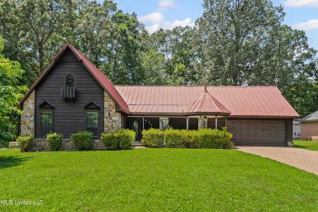 2403 Geneva Drive