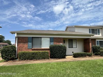 341 Lakebend Drive