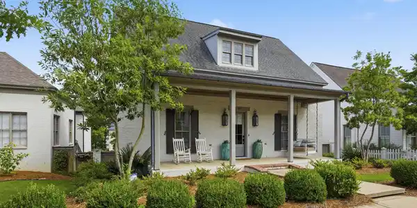 157 N Natchez Drive