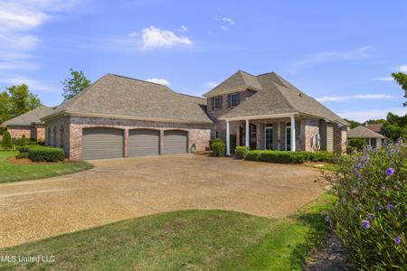 154 Belle Pointe Circle