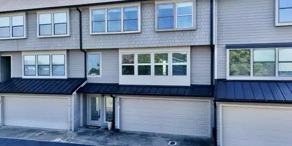 81 Breakers Lane