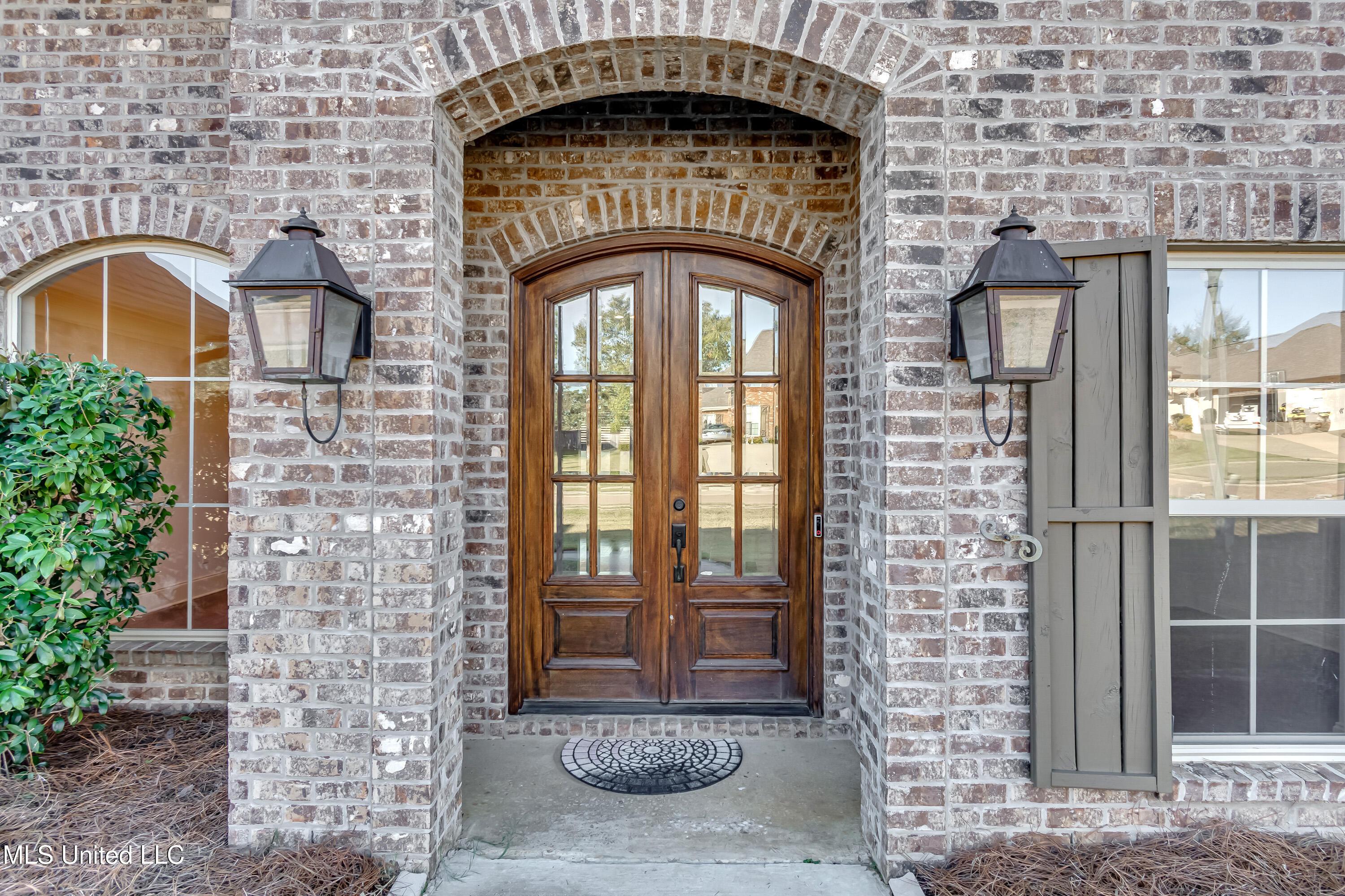 Image 4: 83 Brisco-1