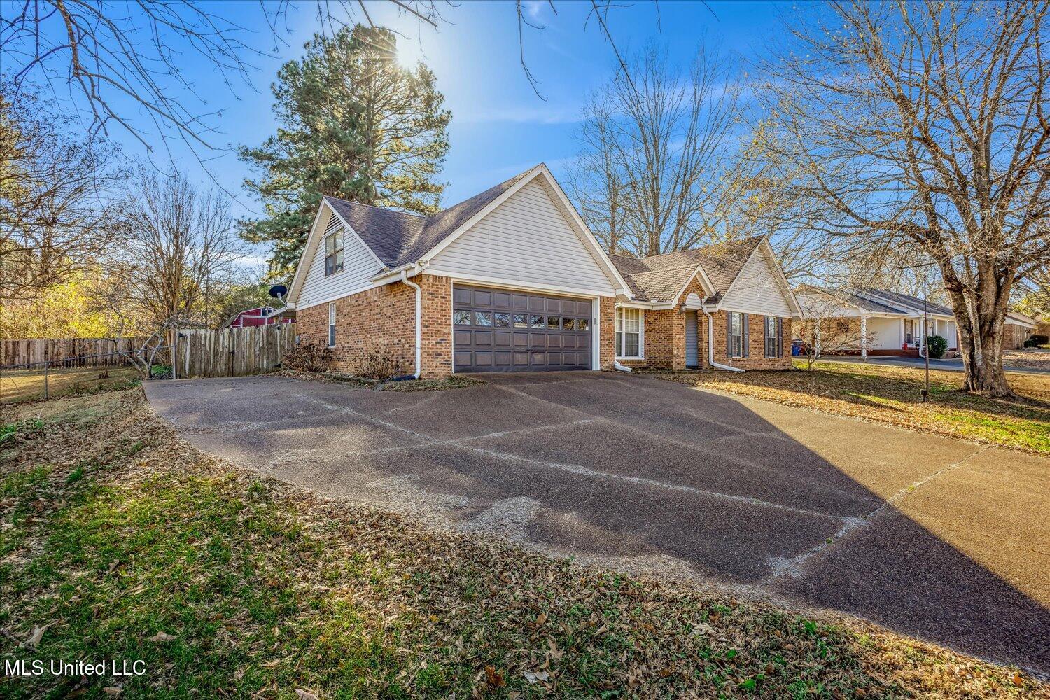 Image 4: 05-05-2714303sj-4609 Big Horn Dr S