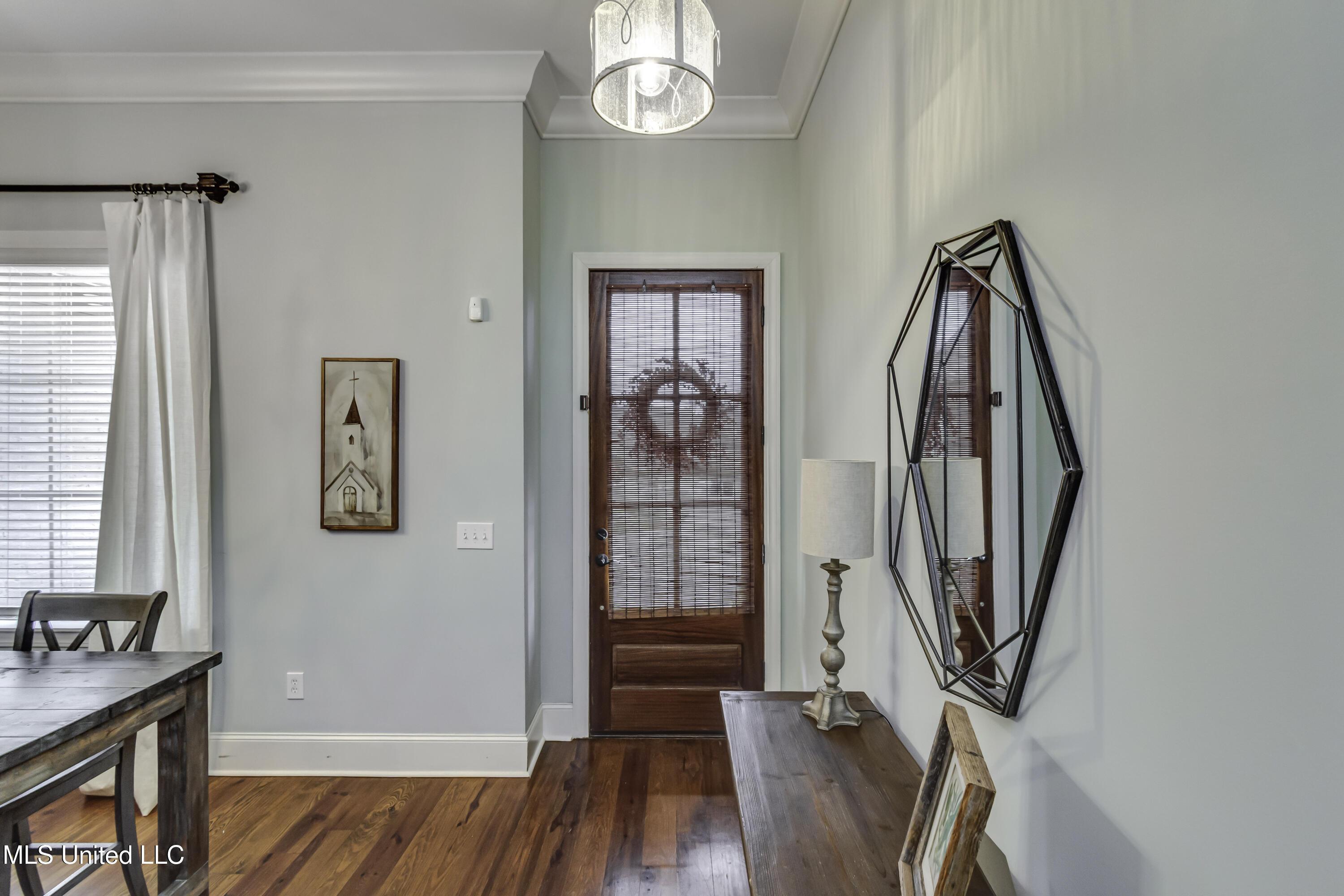 Image 3: 167 Brisco-