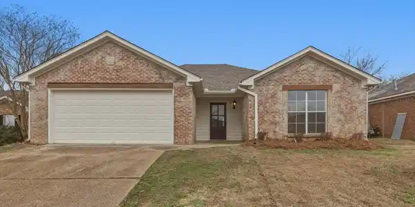1007 Elm'S Cove