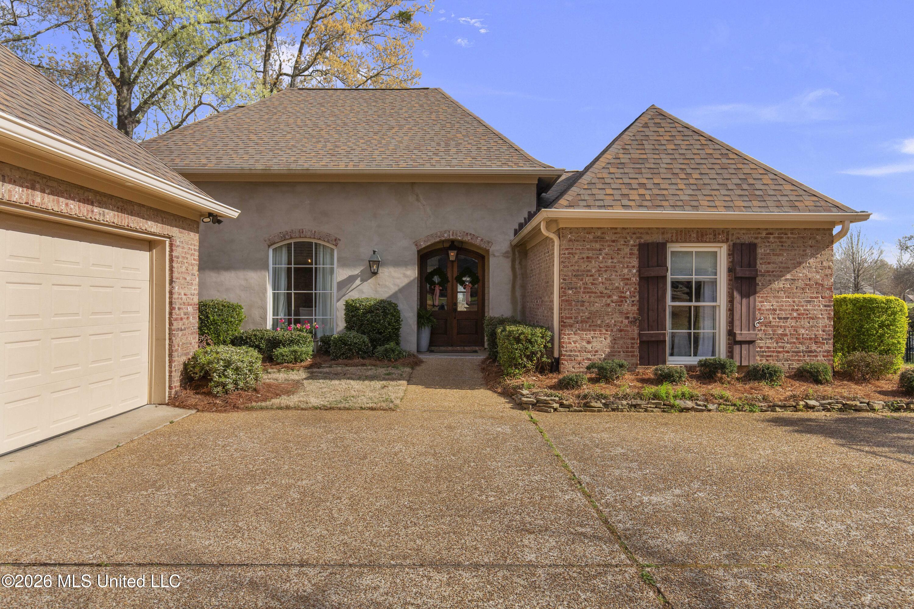 Image 3: 112 Lake Ridge-6