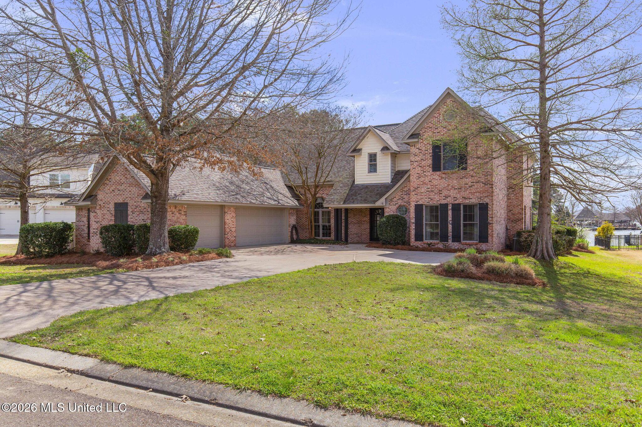 Image 2: 2-web-or-mls-183 Northshore-2