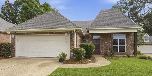 609 Boatmans Cove