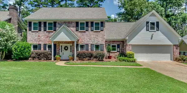 556 Cliffview Drive