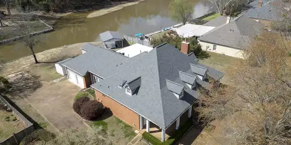 Image 2: 105 Beaver Run drone-2