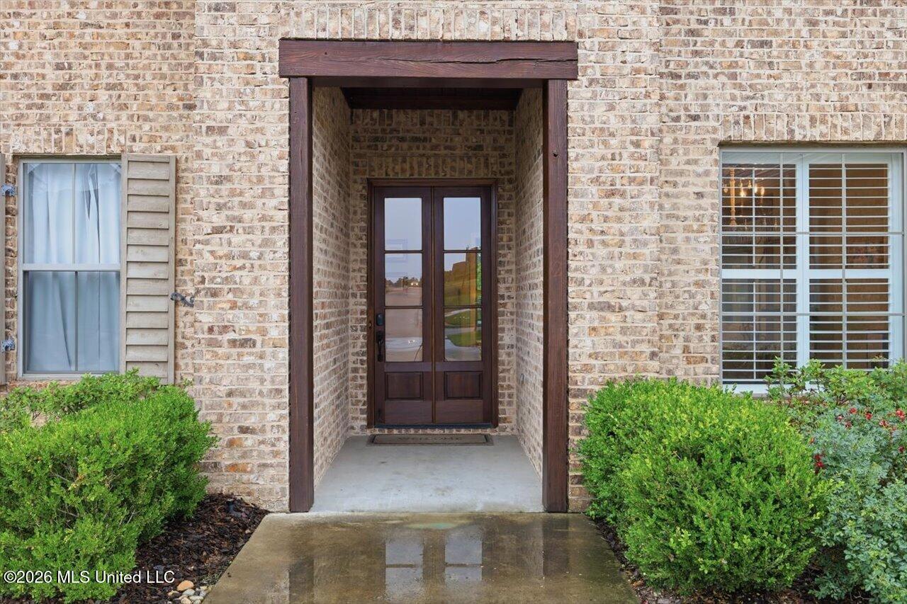 Image 3: 03-102 Camden Lake Dr _ Hometoursms.com