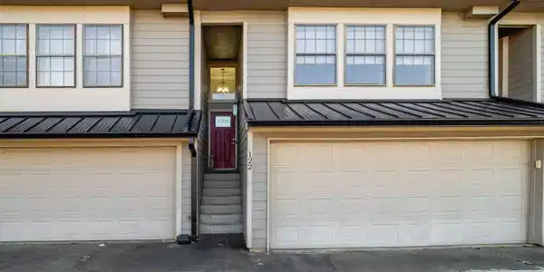 122 Breakers Lane