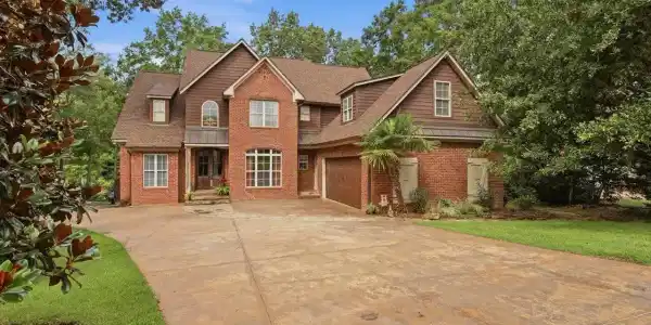 1109 Foxpoint