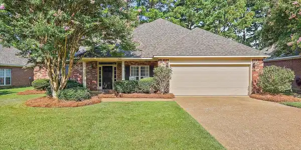 103 Red Oak Trail