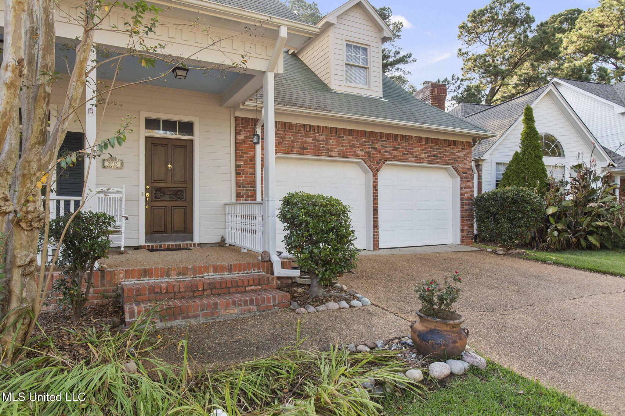 Image 3: 4-web-or-mls-243 Bayview-4