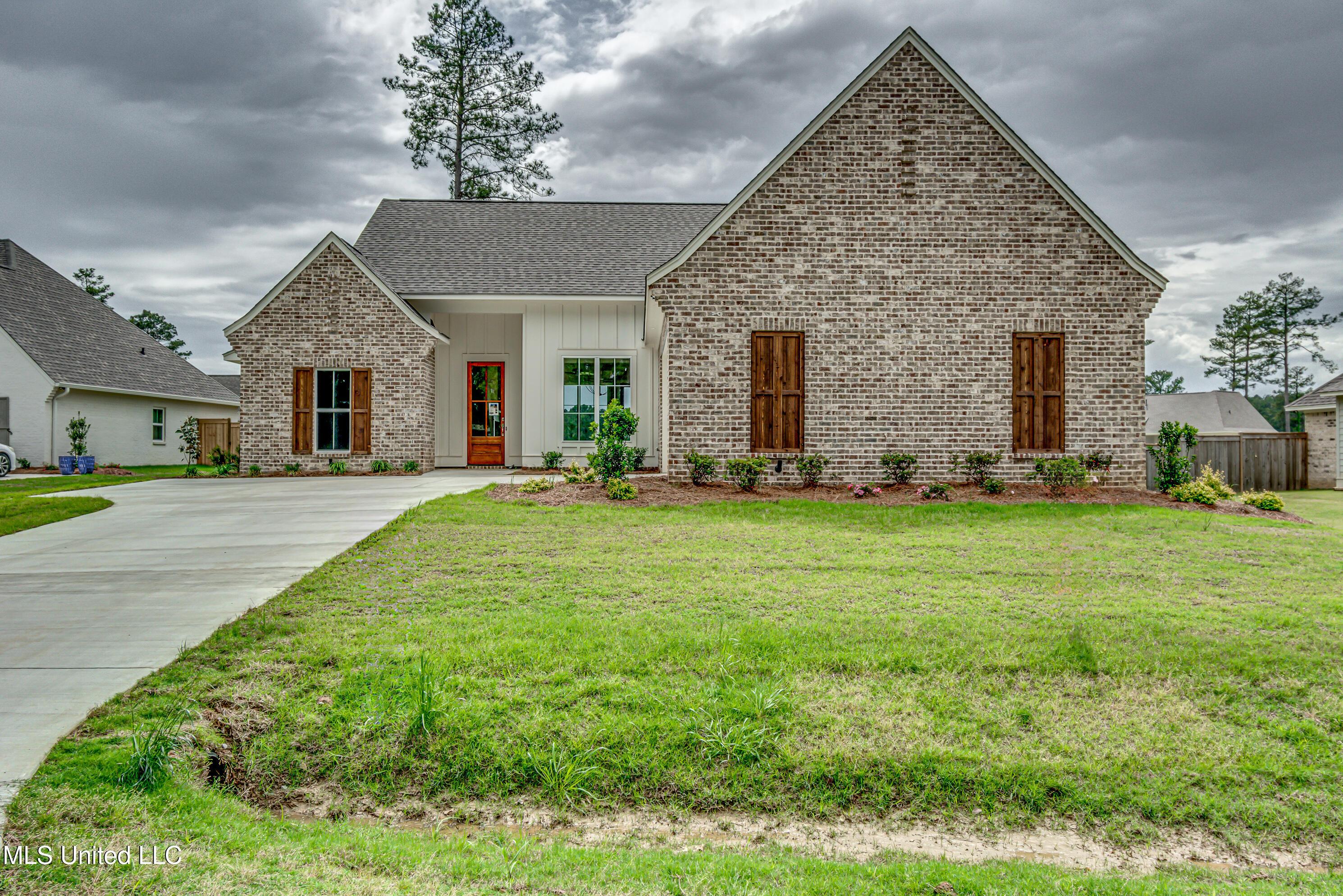 Image 2: 117 Charleston Lane-8