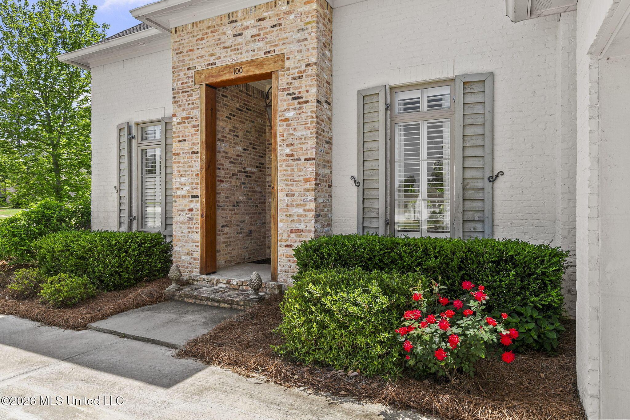 Image 4: 7-web-or-mls-100 Camden Vale-7