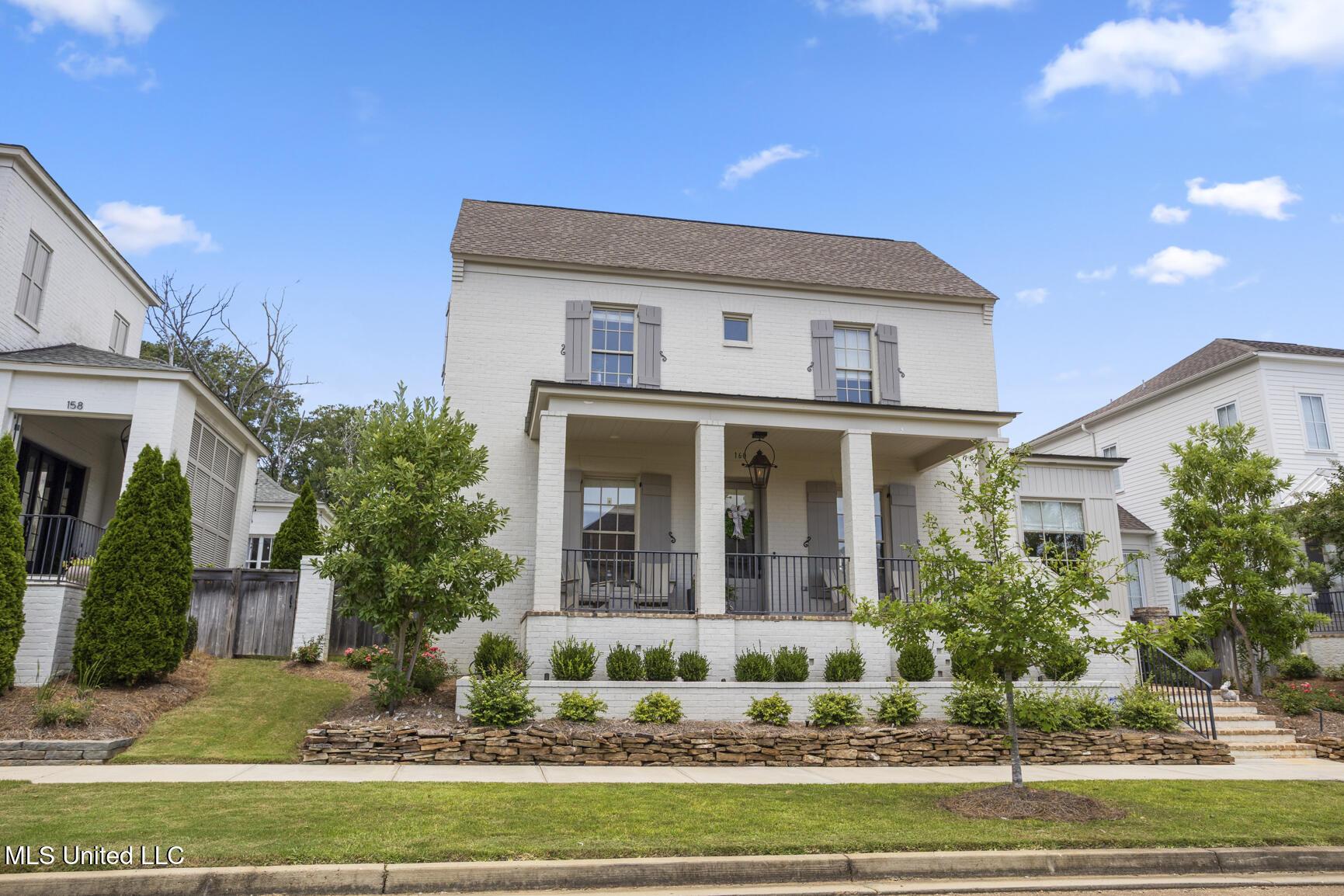 Image 2: 160 N Natchez-1