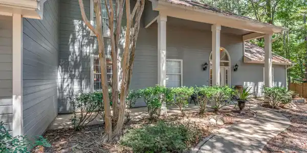 1207 Martin Drive