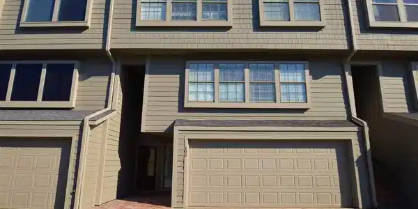105 BREAKERS LN