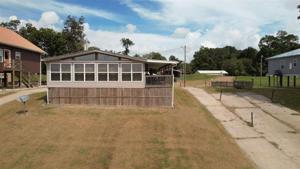 201 SEA ISLAND DR