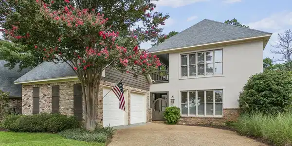 169 Overlook Pointe Drive