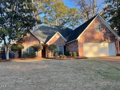 105 Pine Ridge Circle