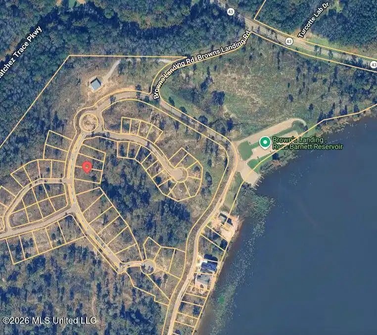 Image 1: Lot 3