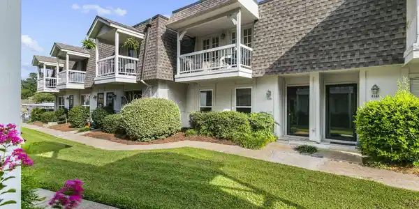 550 Post Road