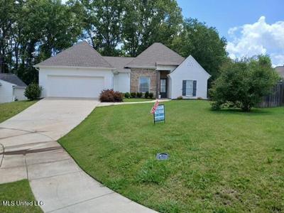 102 Shore View Cove