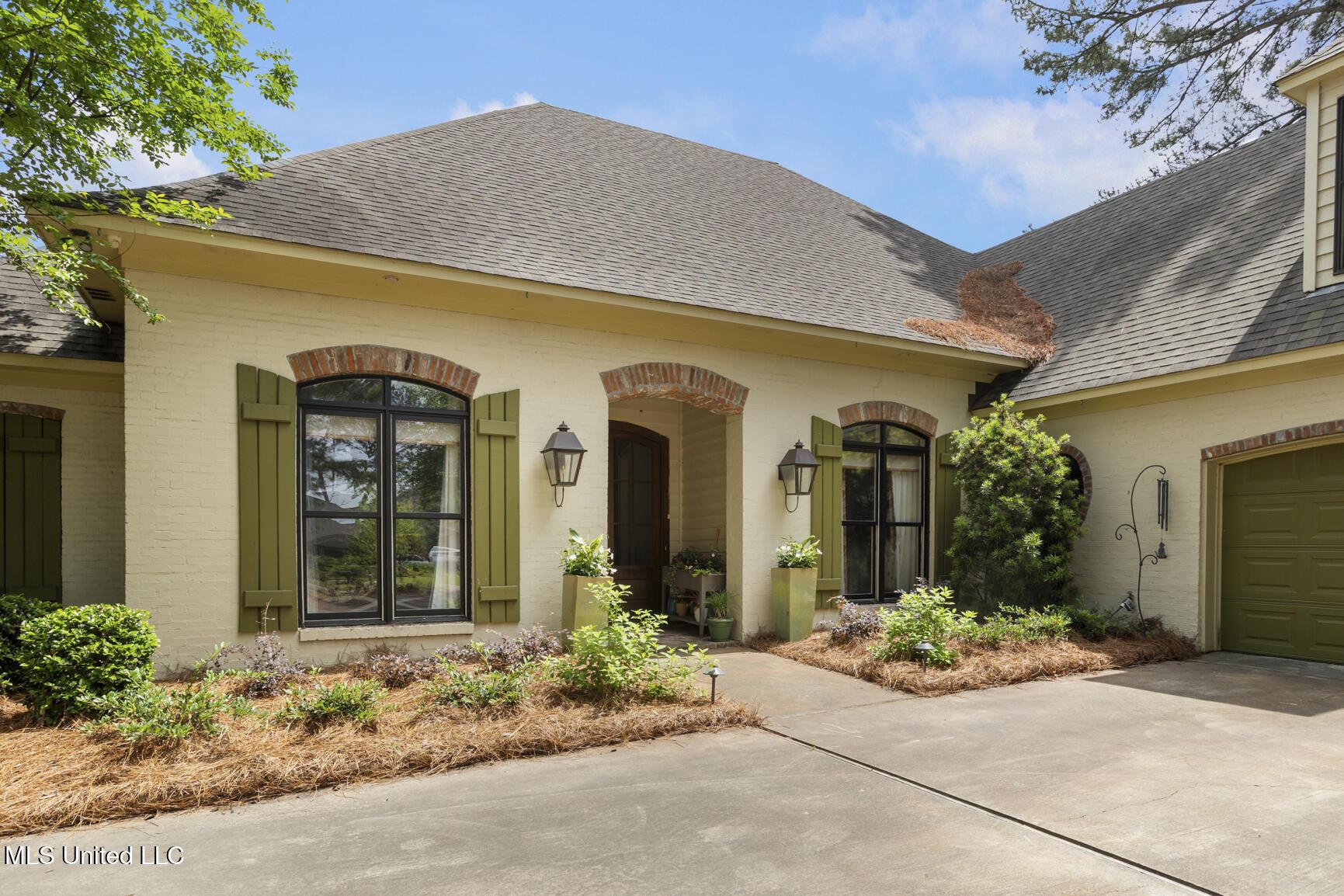 Image 3: 130 Northshore Pt-3