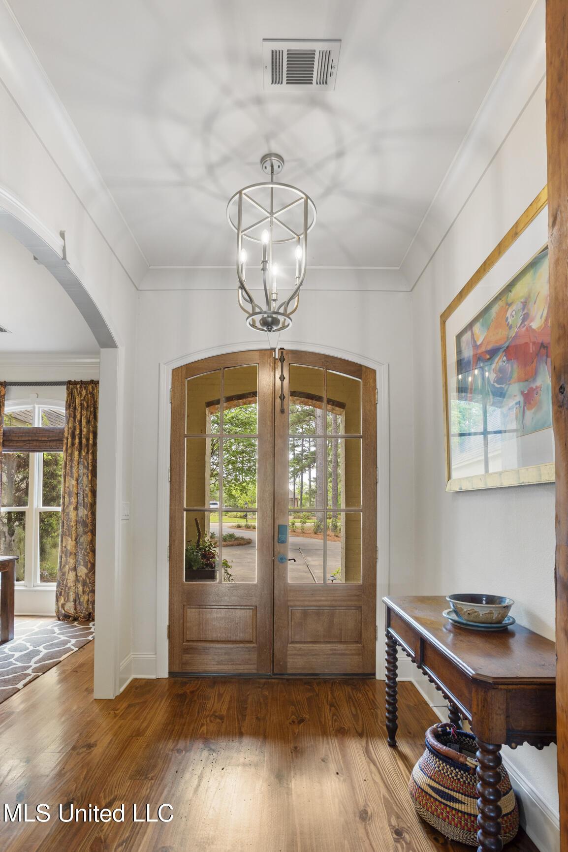 Image 4: 130 Northshore Pt-4