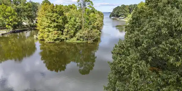 Image 4: 111 Arrowhead Trail Drone-6