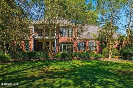 176 Northshore Boulevard