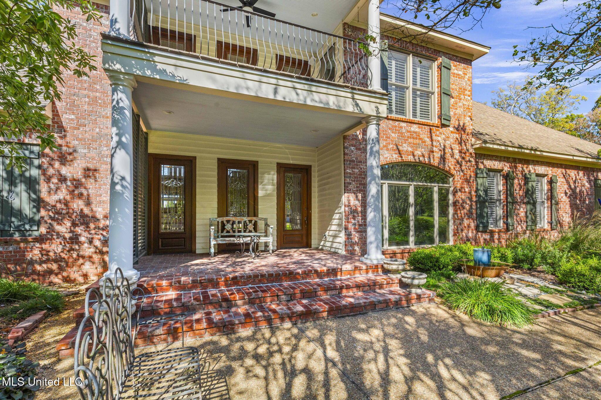 Image 4: 7-web-or-mls-176 Northshore-7