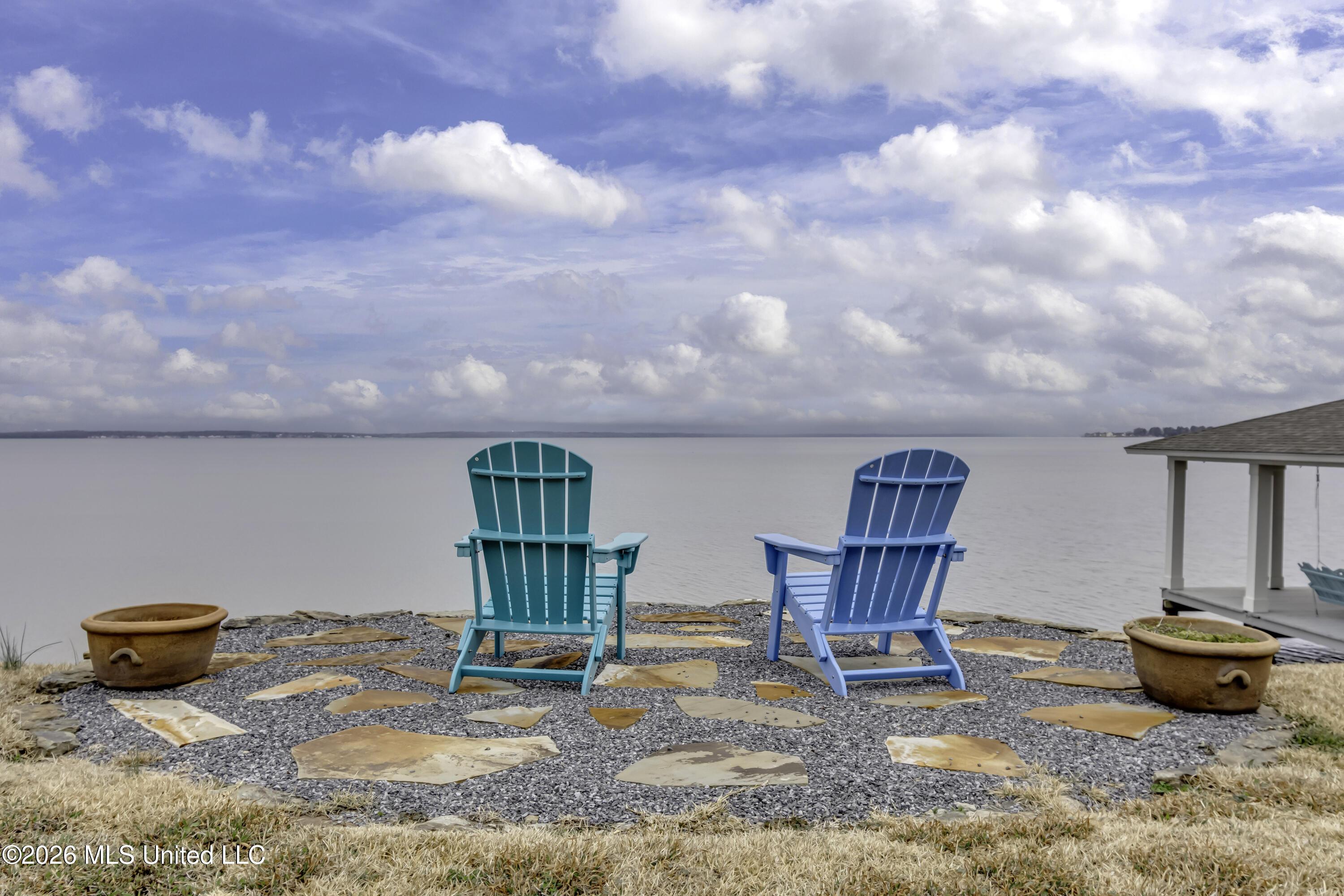 Image 4: 1418 Windrose Dr--17