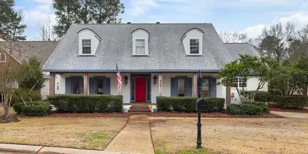 439 Ridge Circle