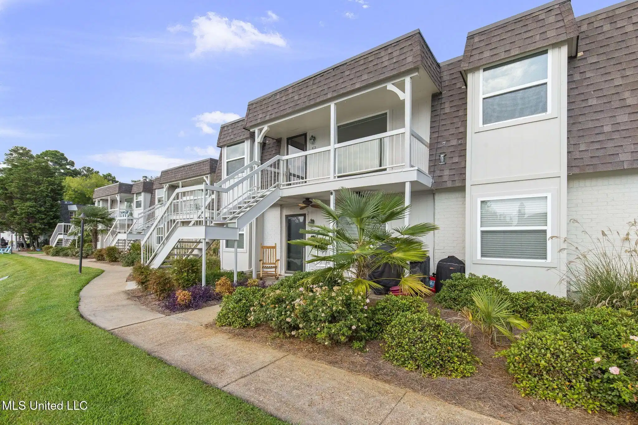 Image 1: 45-web-or-mls-Unit 708-Point Clear-45