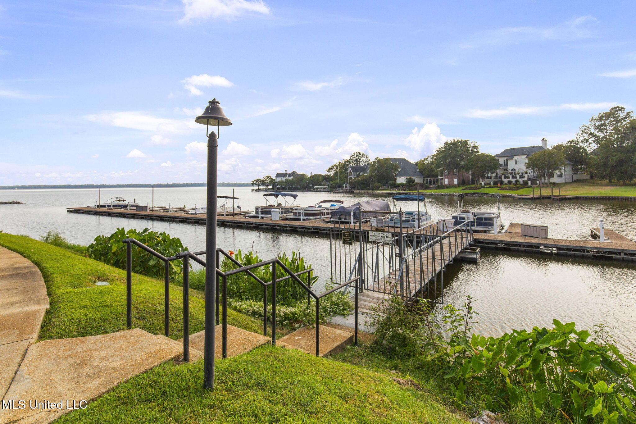 Image 3: 49-web-or-mls-Unit 708-Point Clear-49